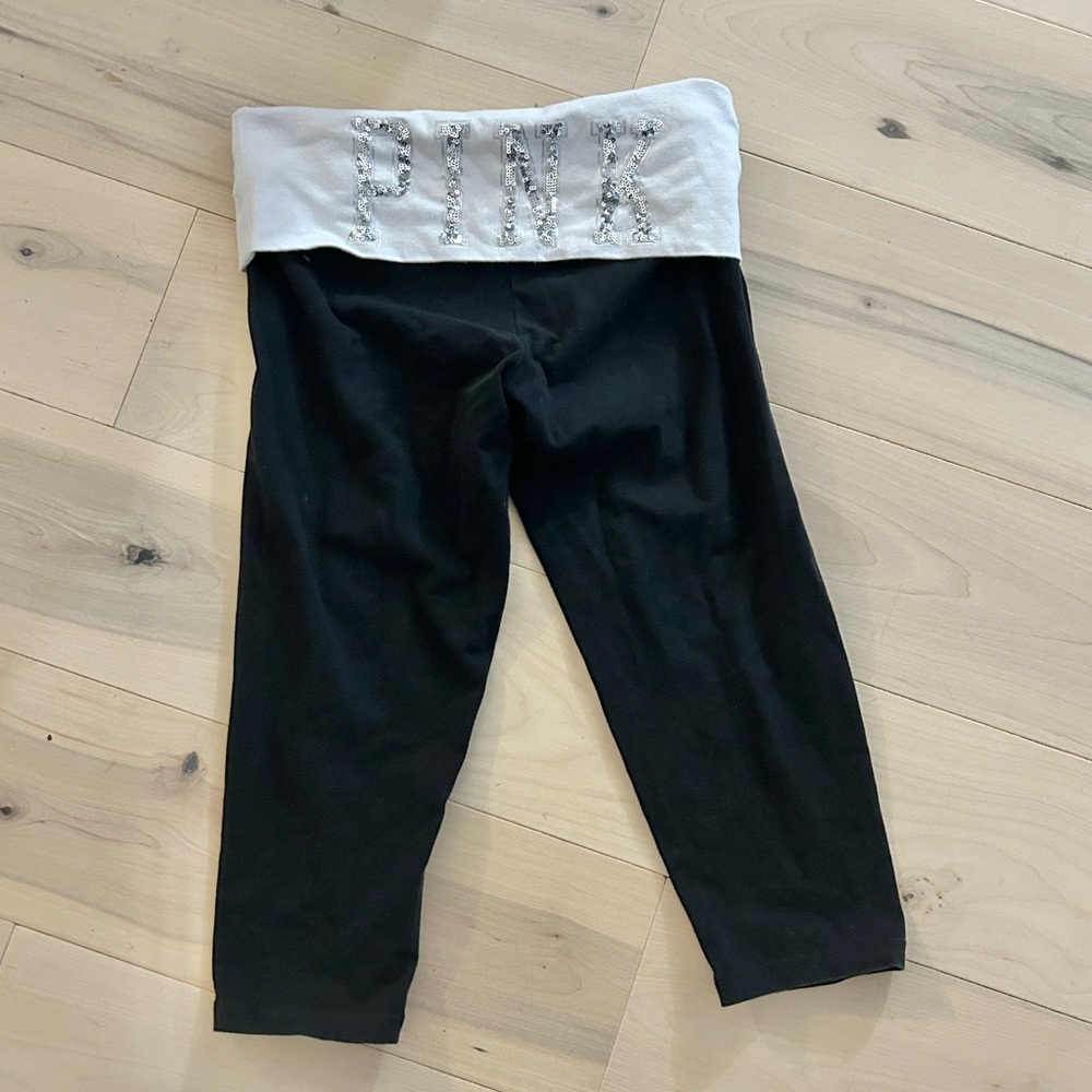 Victoria’s Secret PINK Bling Yoga Capris Fold Over Waist Small Black